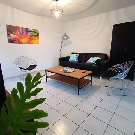 La Blanchere Holiday home *
